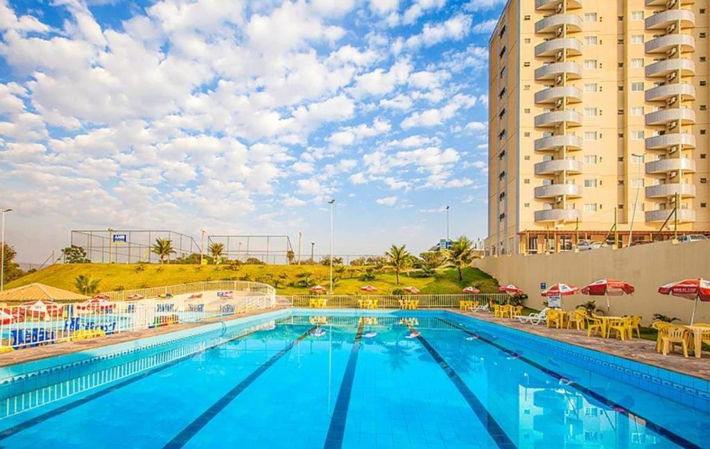 Aparthotel Golden Dolphin Apart- Com Vista Piscinas *